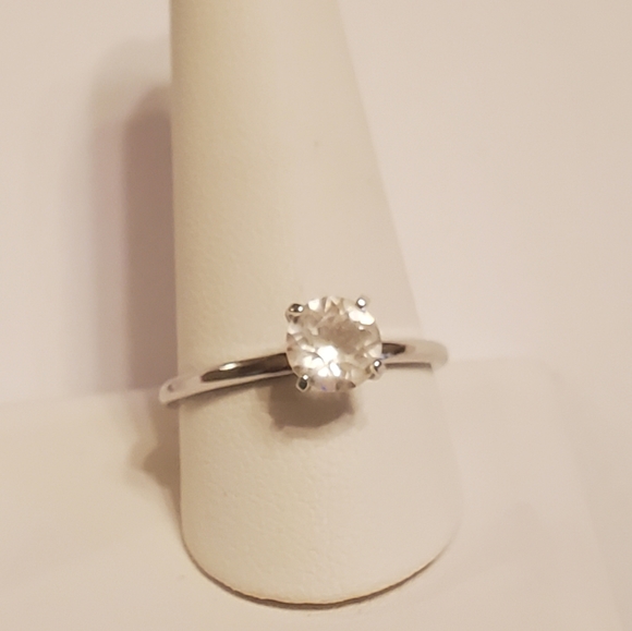 Vintage Uncas Silver Solitaire Crystal Ring - Picture 12 of 13